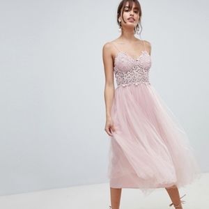 Beautiful Tool and Lace Spaghetti Strap Dress